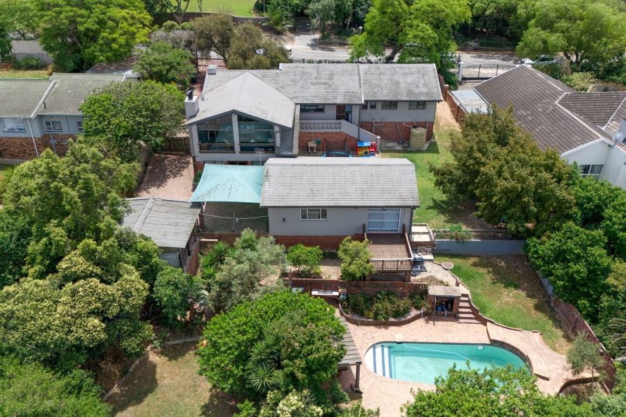 5 Bedroom Property for Sale in Proteaville Western Cape